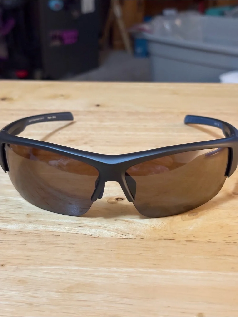 BN Greg Norman wrap-style sunglasses black anti-reflective lens’s flash mirror